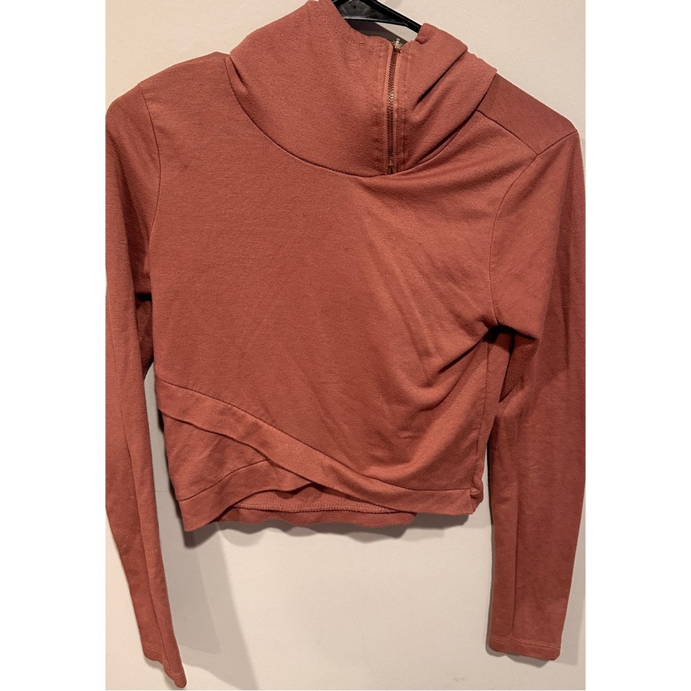 Streetwear Society Hooded Zipped Pink Cropped Long-Sleeved Shirt